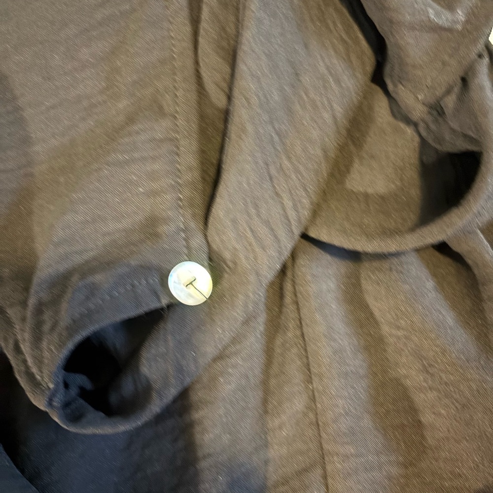 MTS Black Garment - Picture 3 of 5